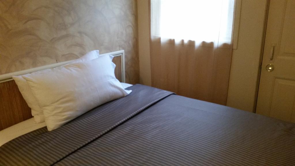 A Voyageur'S Guest House Ottawa Room photo